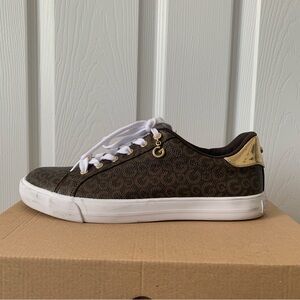 GBG Los Angeles Brown Women’s Sneakers with Arch Support Size 10